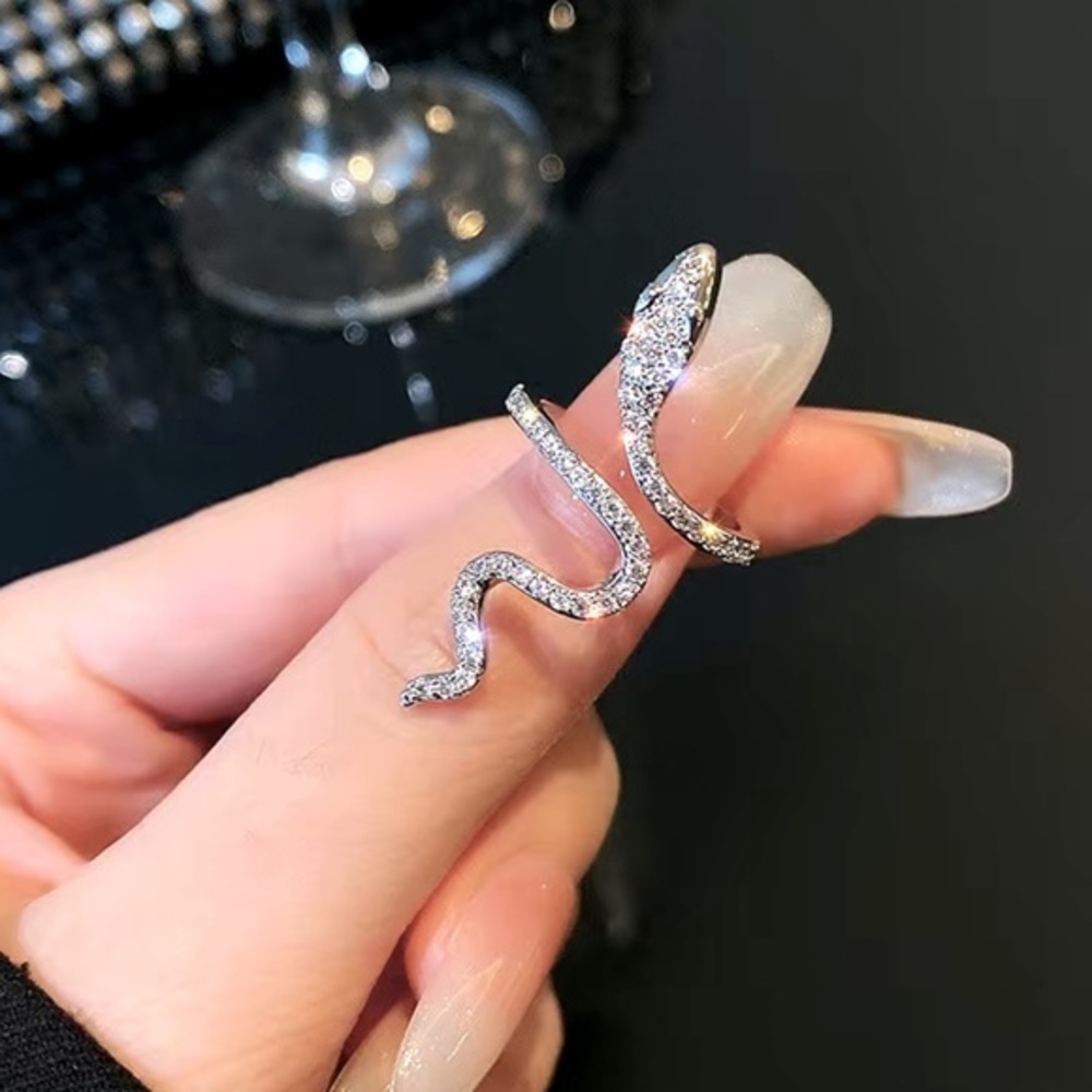 Silver Snake Sparkling Statement Ring 🐍